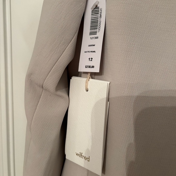 Aritzia Destiny Blazer - Picture 4 of 6